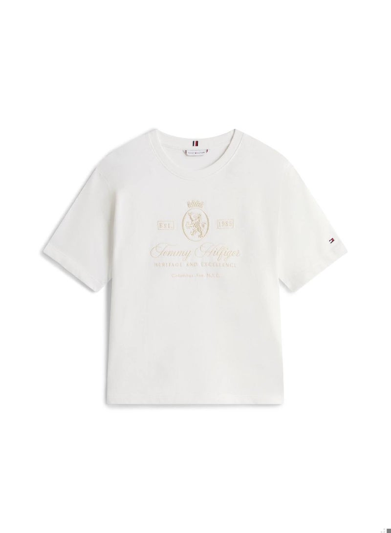 تومي هيلفيغر تيشيرت بقصّة مريحة بشعار تي آيتش مطرز - Image 4